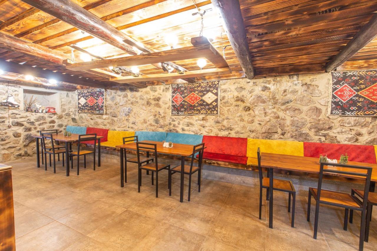 Mestia Hotel Amirani Екстер'єр фото