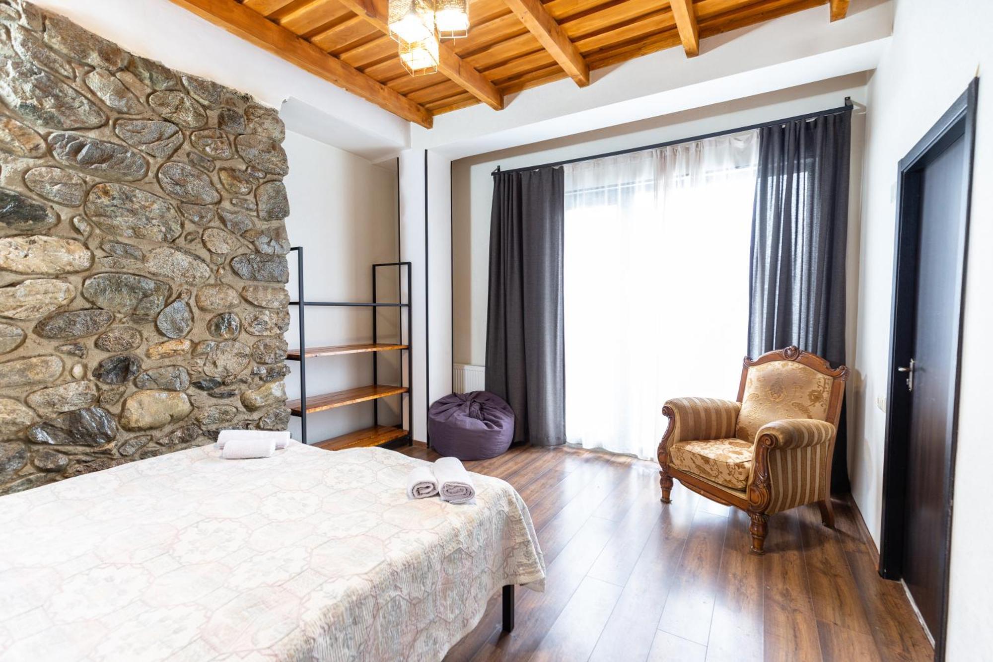 Mestia Hotel Amirani Екстер'єр фото