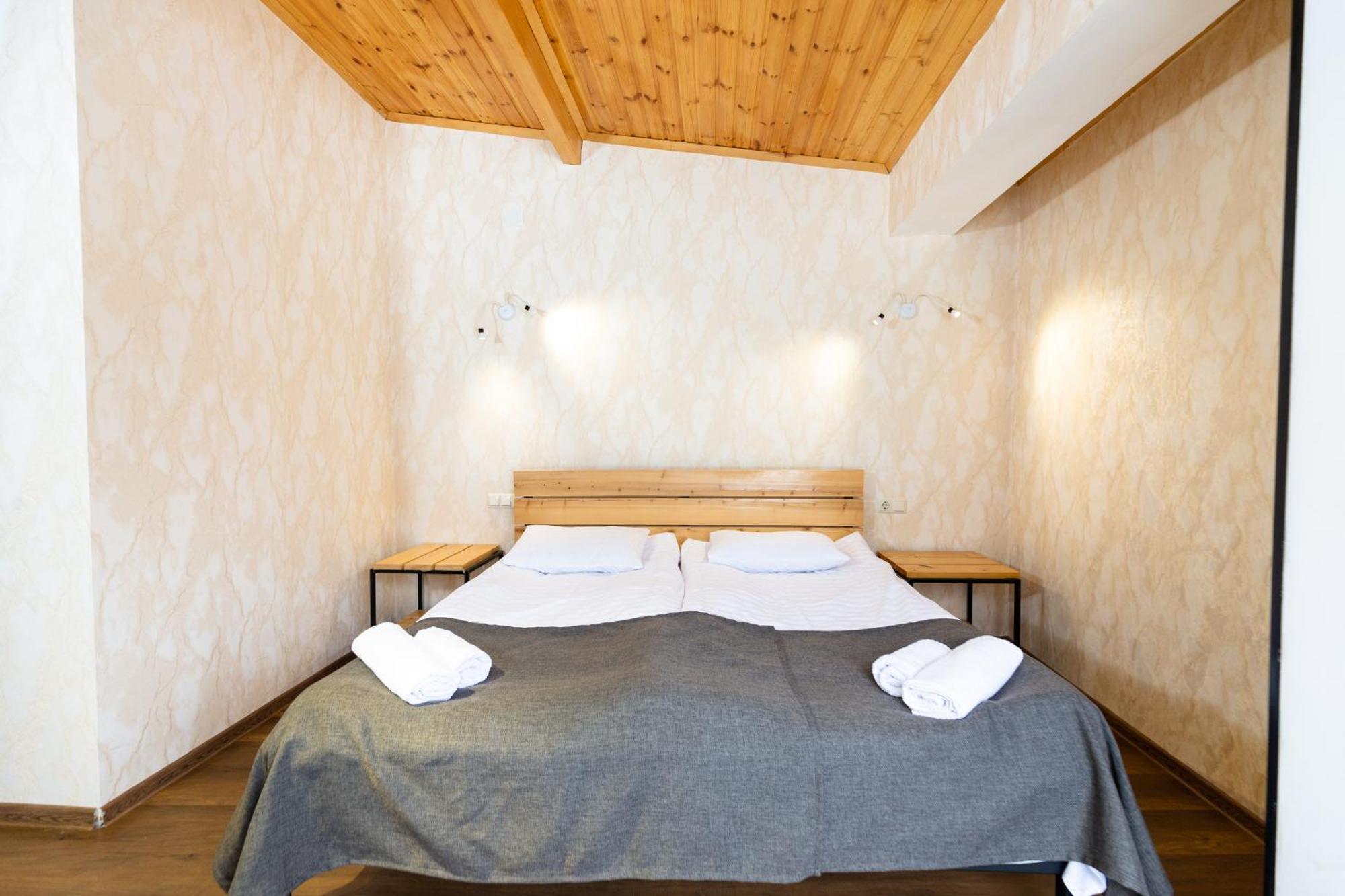 Mestia Hotel Amirani Екстер'єр фото